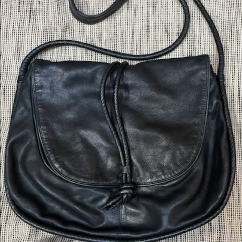 leather Kenneth Cole saddle bag